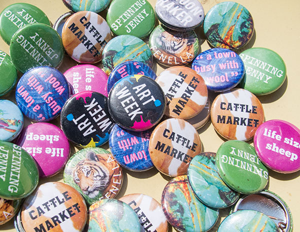 Selection of badges for Holmfirth Art Week